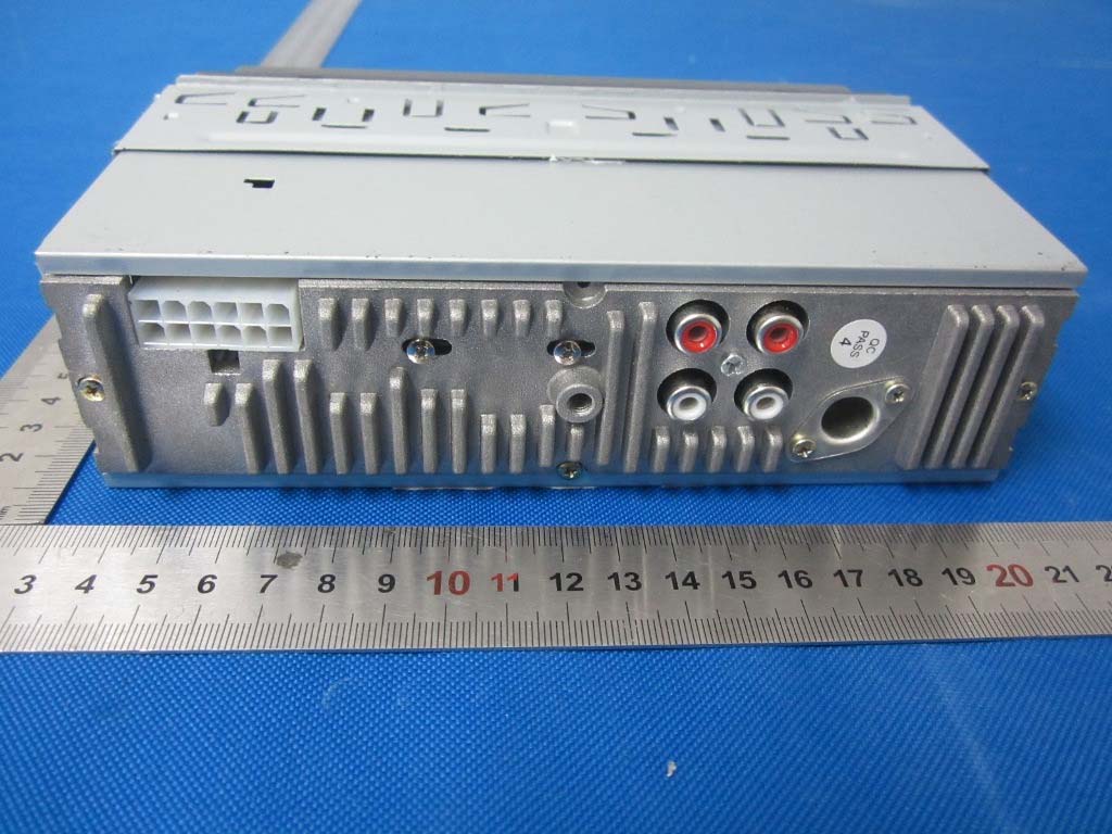 FCC ID 2AFR71047 External Photos