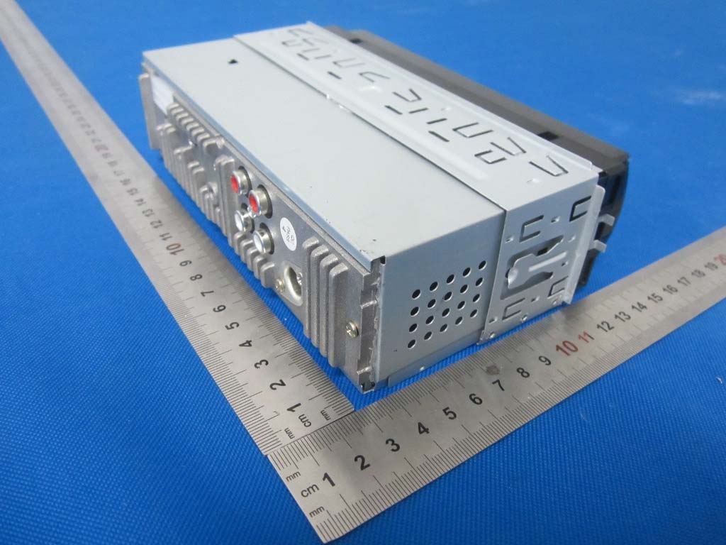 FCC ID 2AFR71047 External Photos