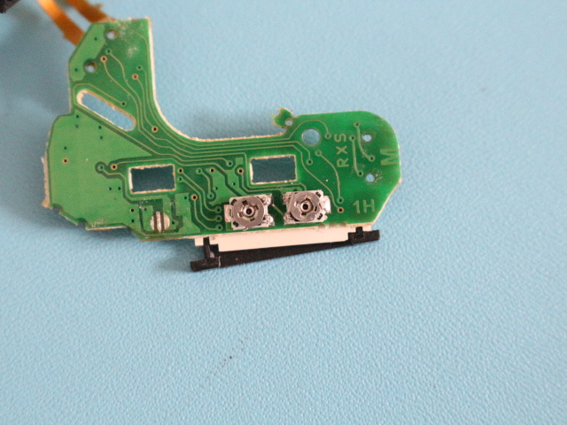 FCC ID 2AFR76018 Internal Photos