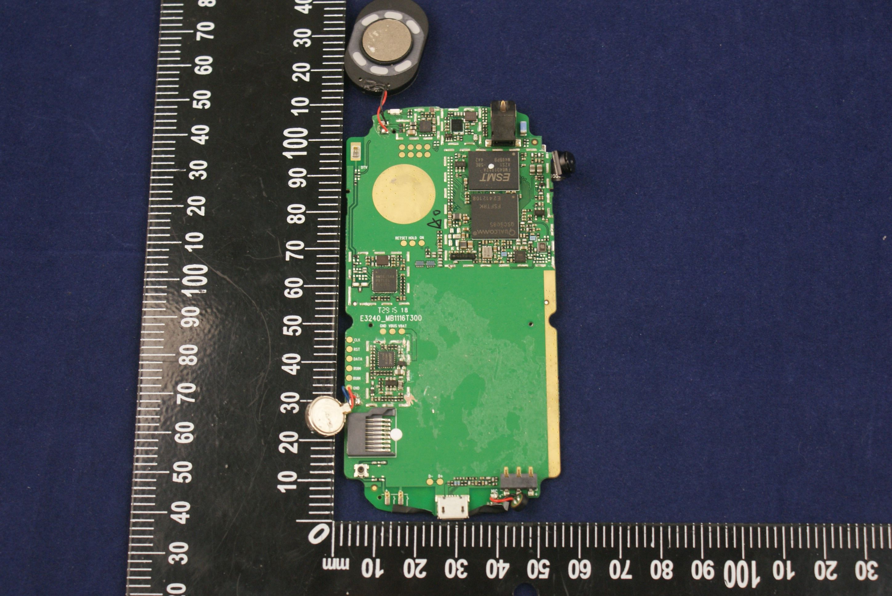 FCC ID 2AFSPE3240 Internal Photos