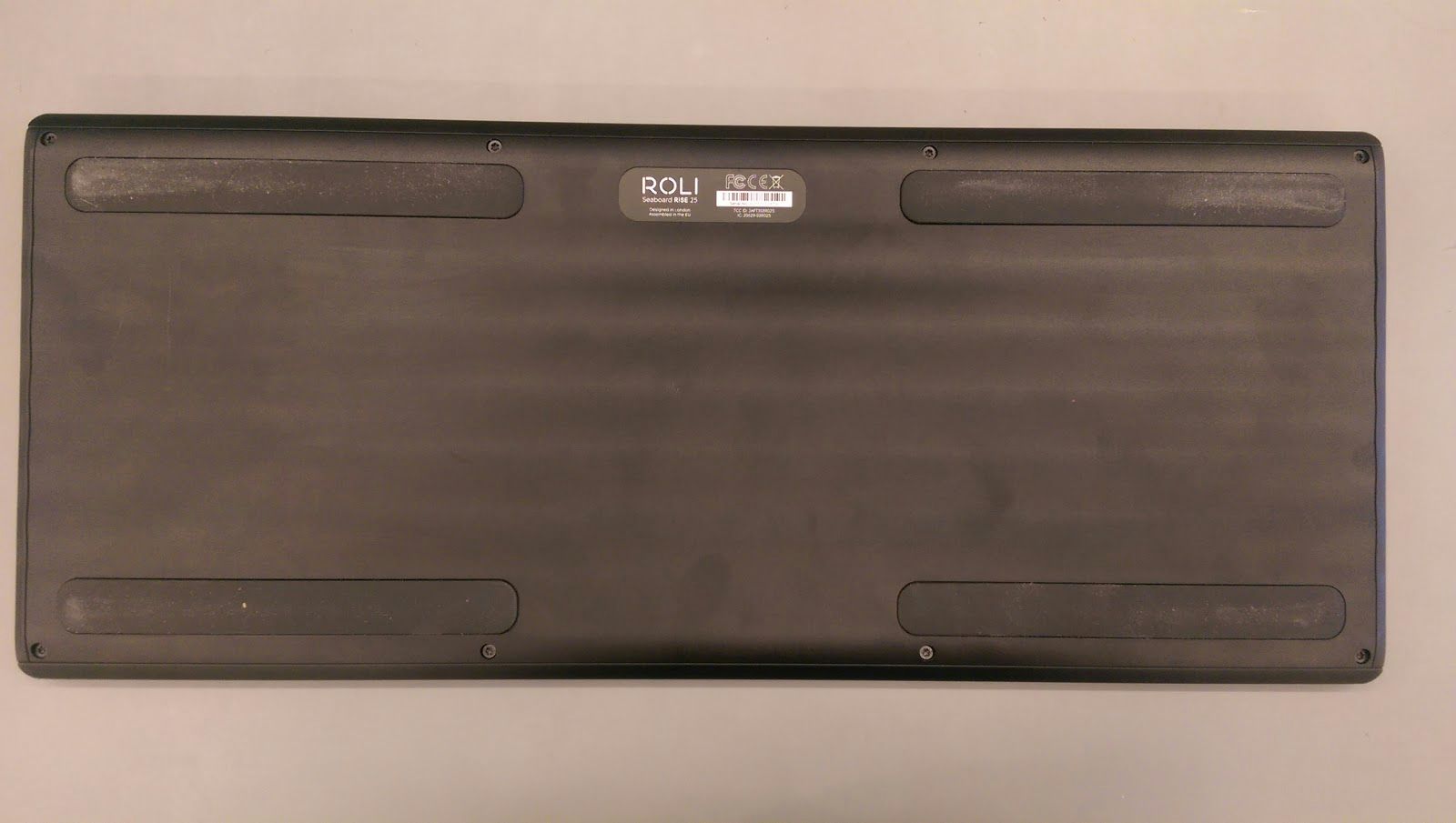 FCC ID 2AFT3SBR025 External Photos