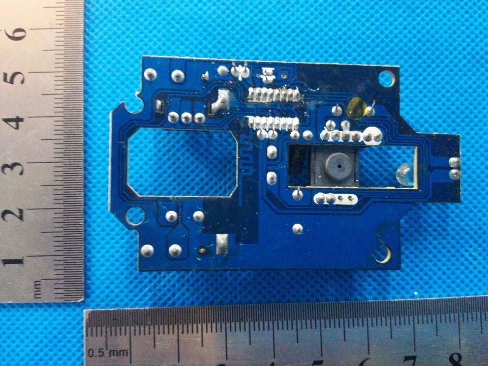 FCC ID 2AFVEM7110 Internal Photos