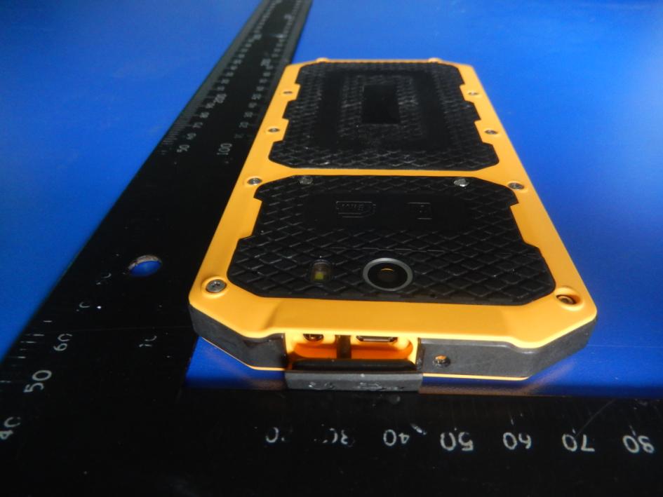 FCC ID 2AFVL-W101 External Photos