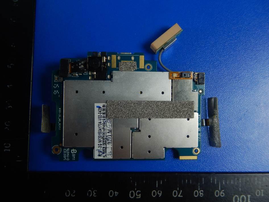 FCC ID 2AFVL-W101 Internal Photos