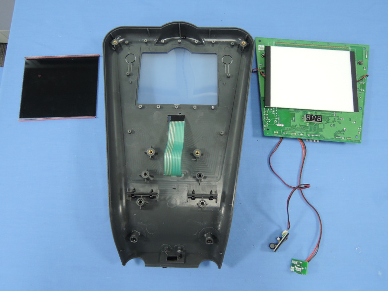 FCC ID 2AFY2UTRT Internal Photos