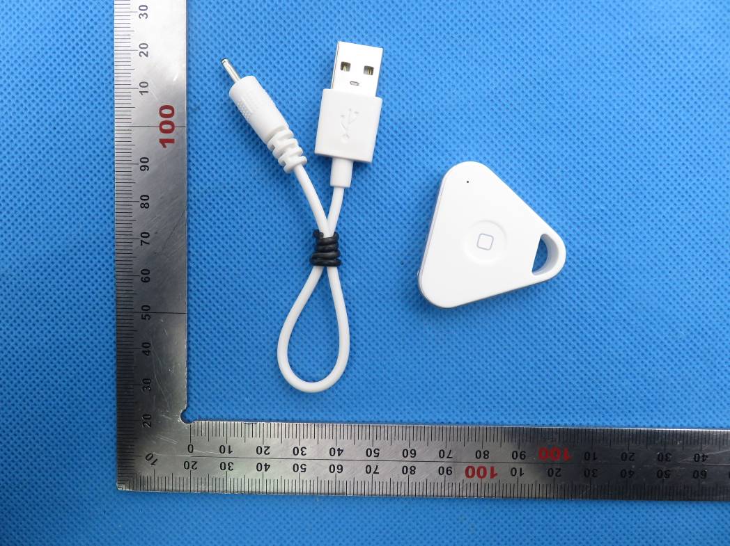 FCC ID 2AFZB-IHERE External Photos
