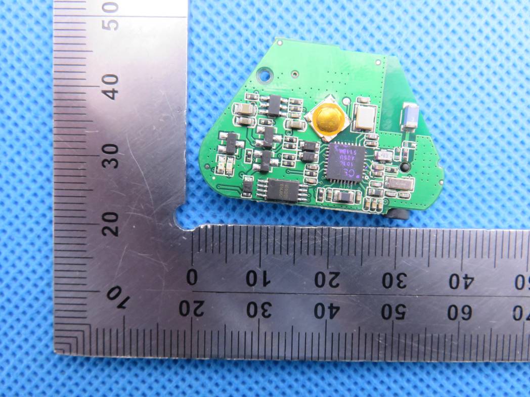 FCC ID 2AFZB-IHERE Internal Photos