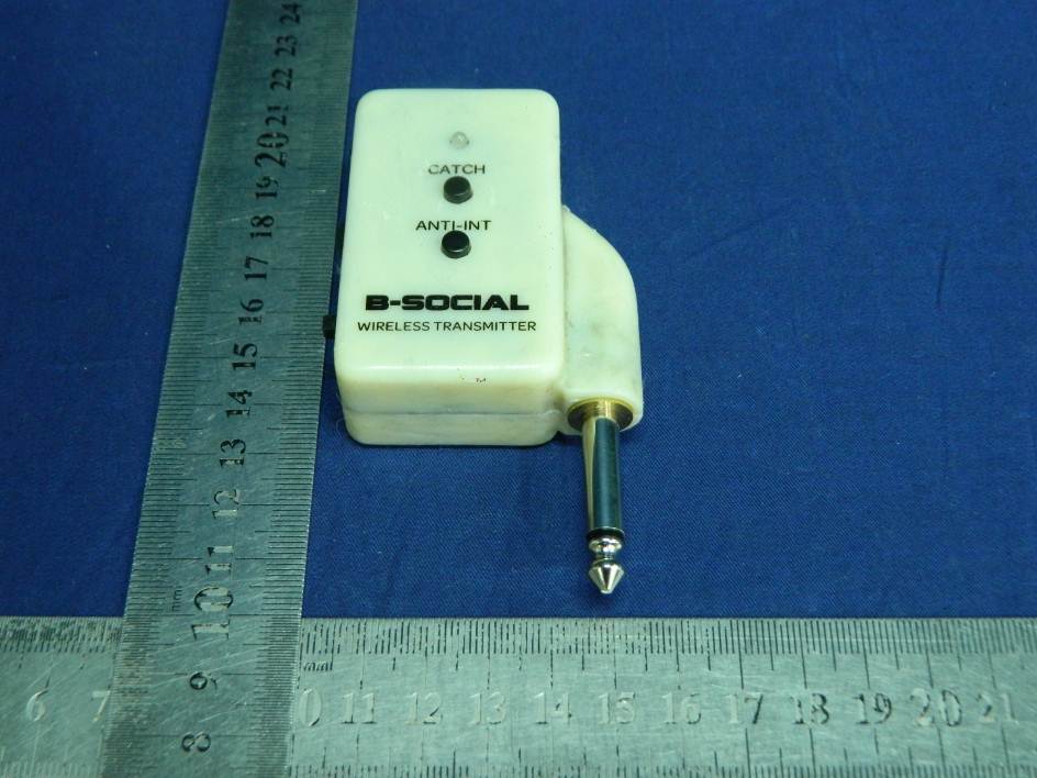 FCC ID 2AGAH-SOCIAL2 External Photos