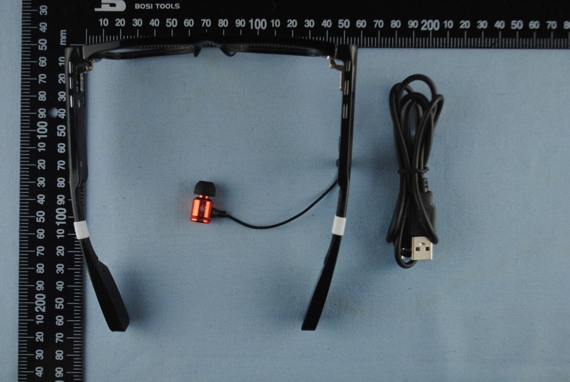 FCC ID 2AGAP-SMARTGLASSES External Photos