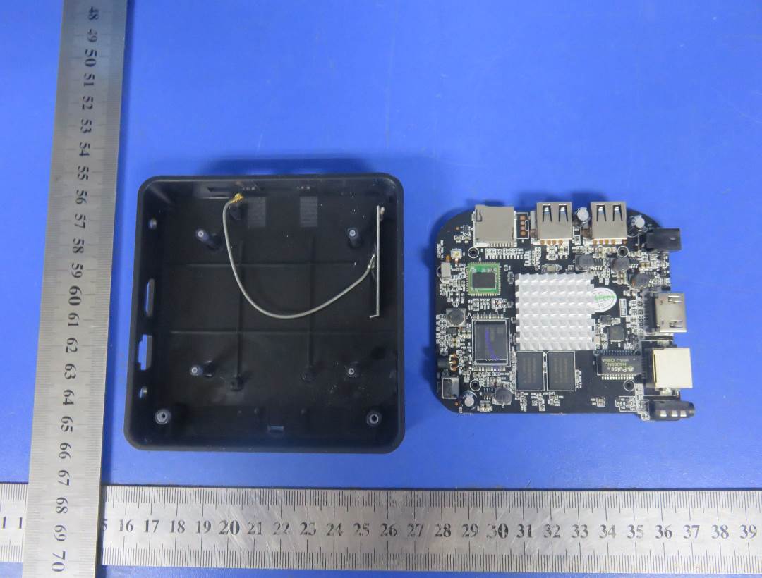FCC ID 2AGKBKM8XX Internal Photos