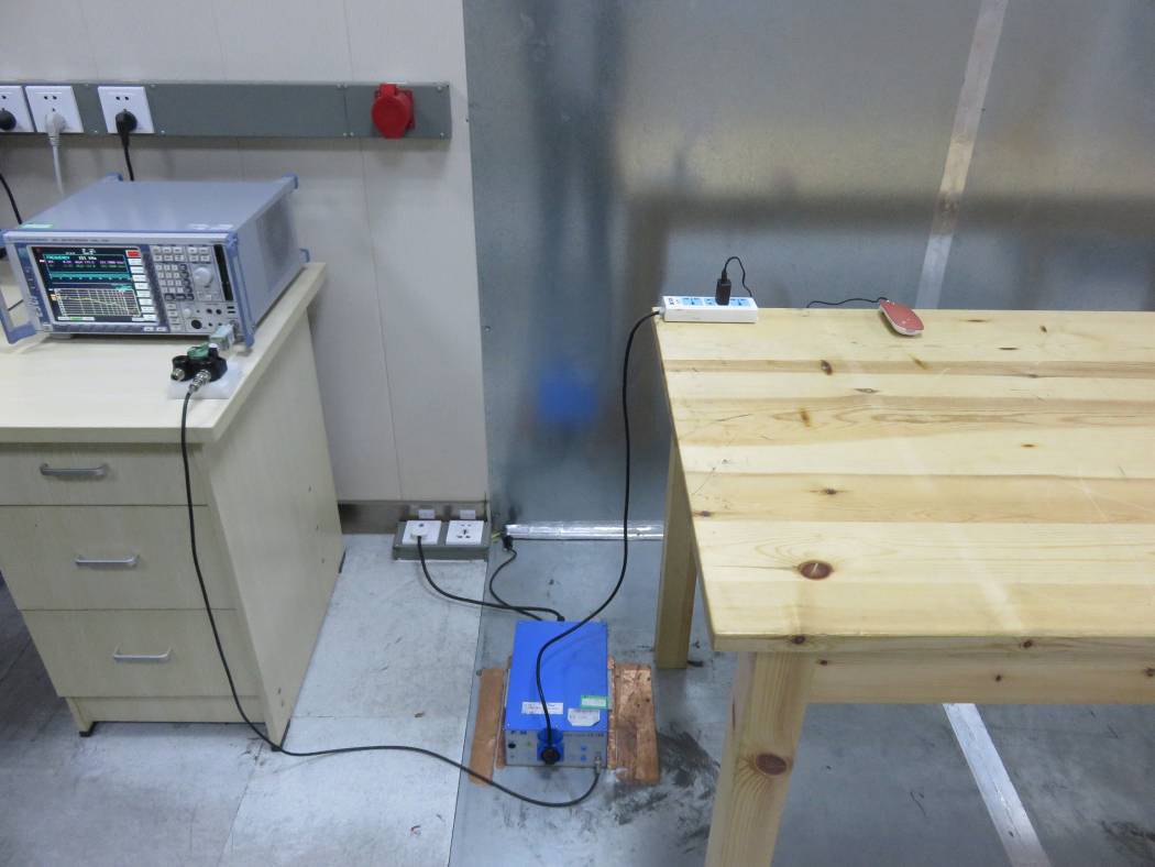 FCC ID 2AGSDMINI Test Setup Photos