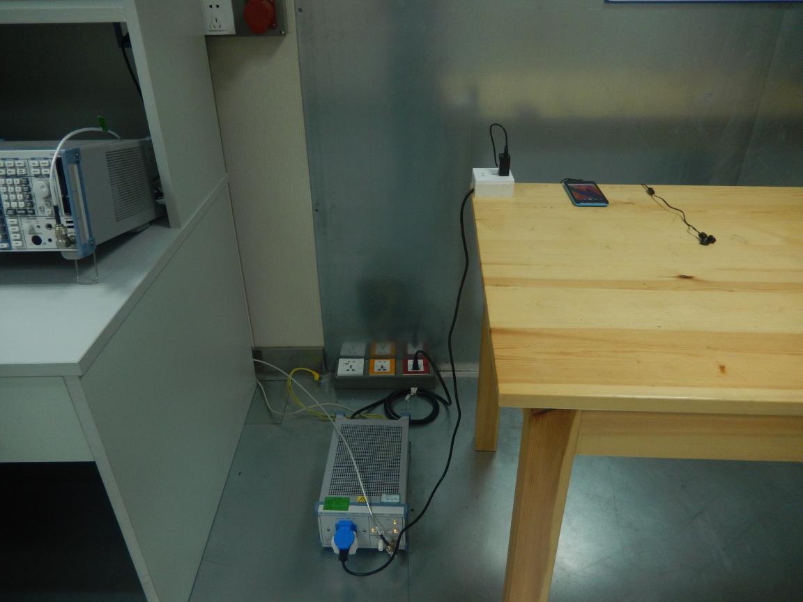 FCC ID 2AGT8-V55 Test Setup Photos