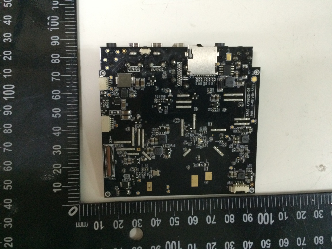 FCC ID 2AGYM-D2 Internal Photos