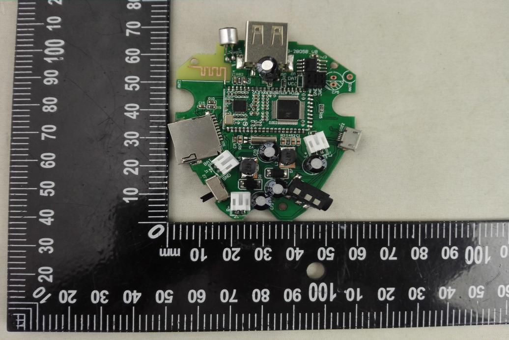 FCC ID 2AGZP2219 Internal Photos