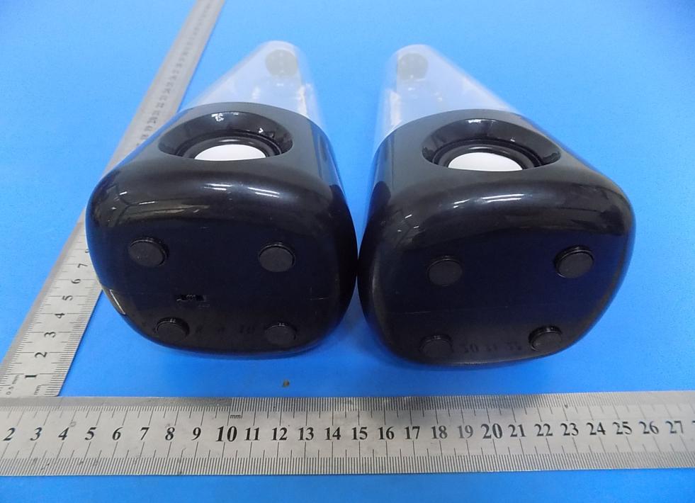 FCC ID 2AH8THZ-935 External Photos