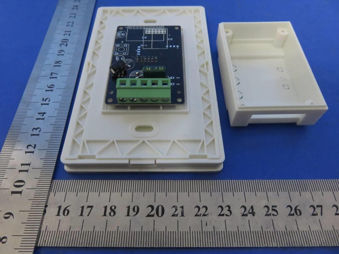 FCC ID 2AHST-RF2830 Internal Photos