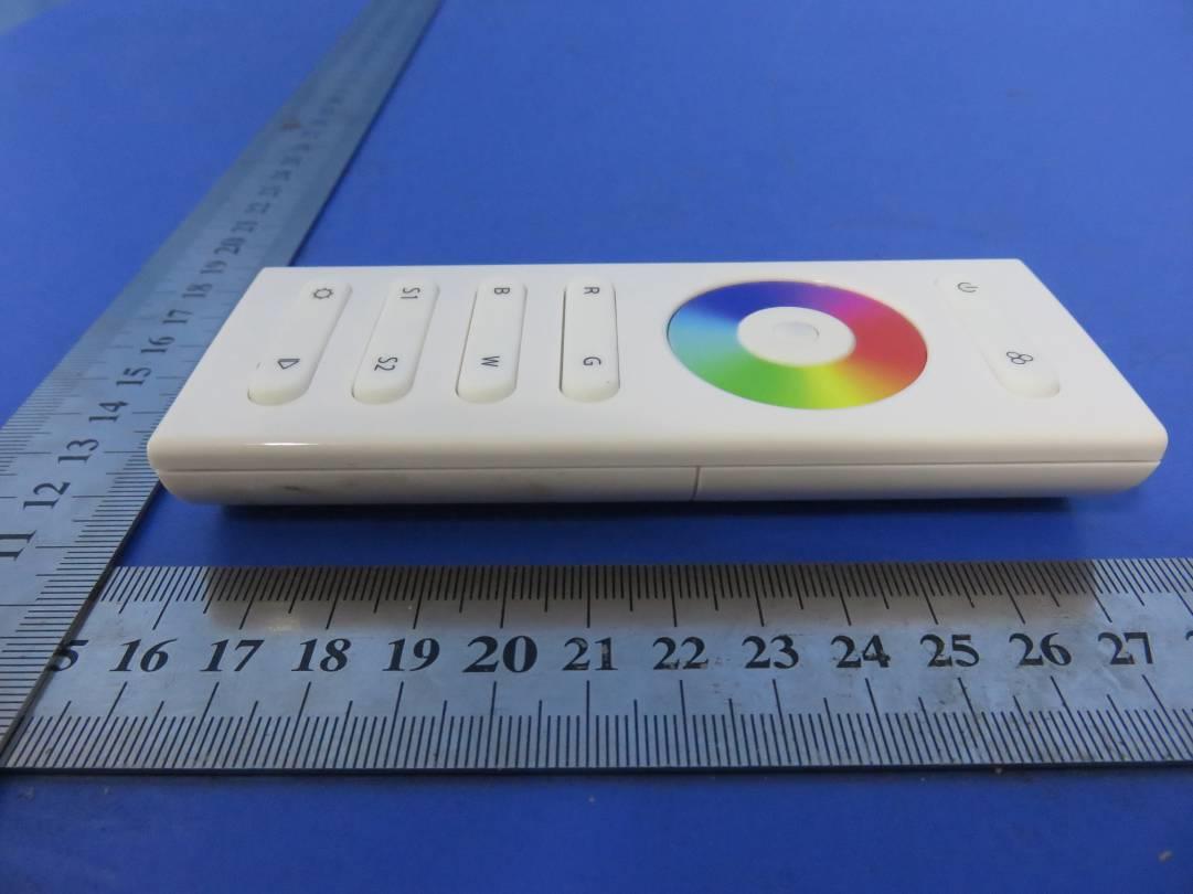 FCC ID 2AHST-RF2839 External Photos