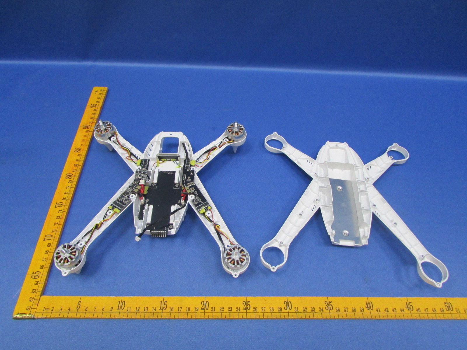 FCC ID 2AHTT-MB1 Internal Photos