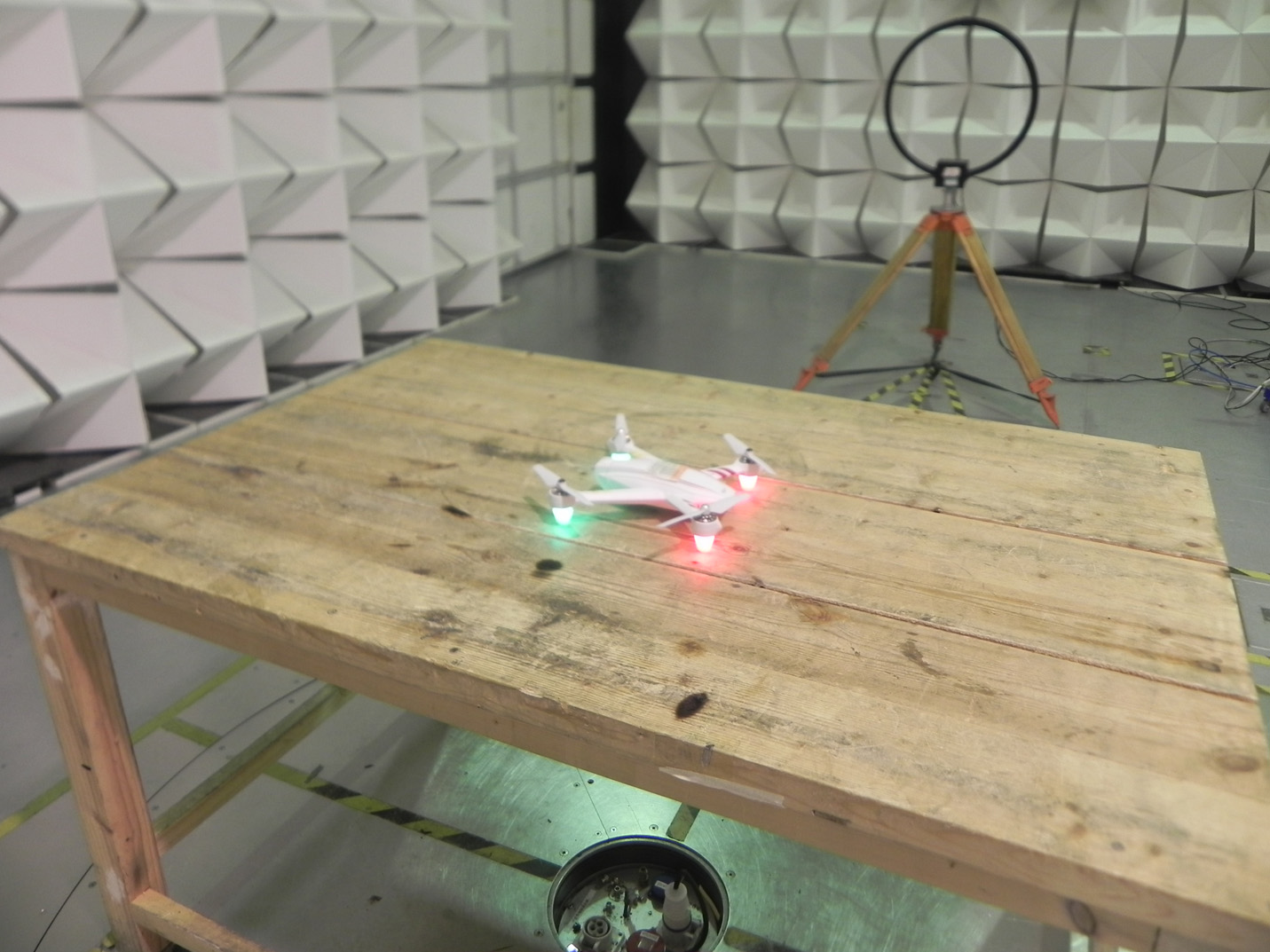 FCC ID 2AHTT-MB1 Test Setup Photos