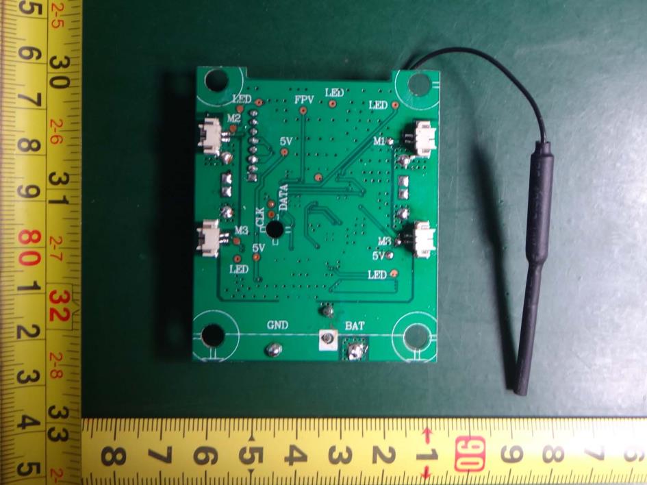 FCC ID 2AHV3BUGS Internal Photos
