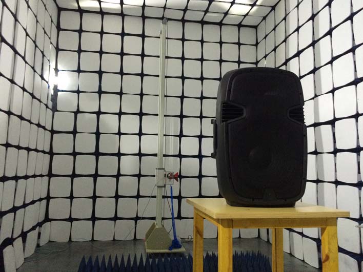 FCC ID 2AHWOUT-210ST Test Setup Photos
