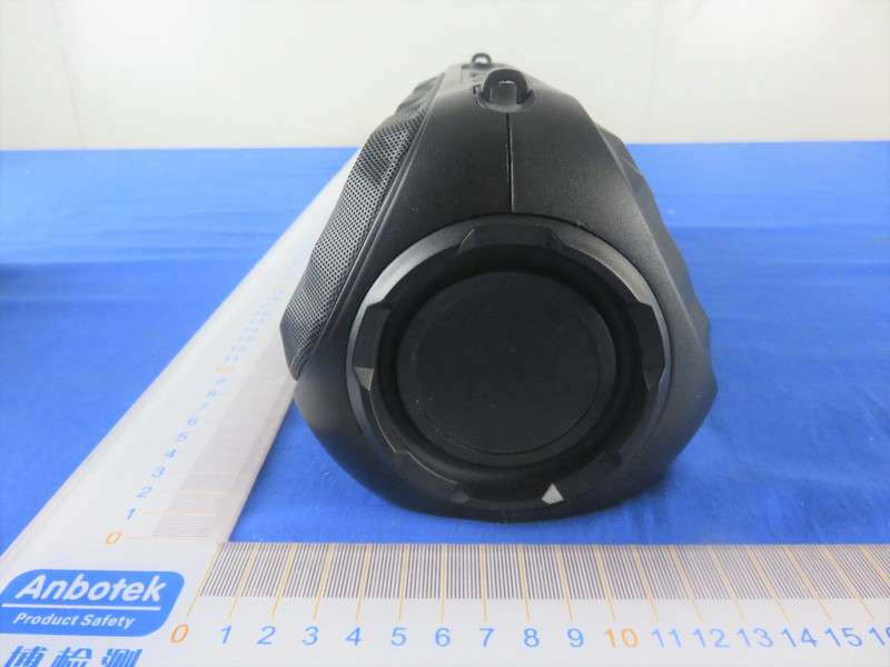 FCC ID 2AHXM-SOUNDBOX External Photos
