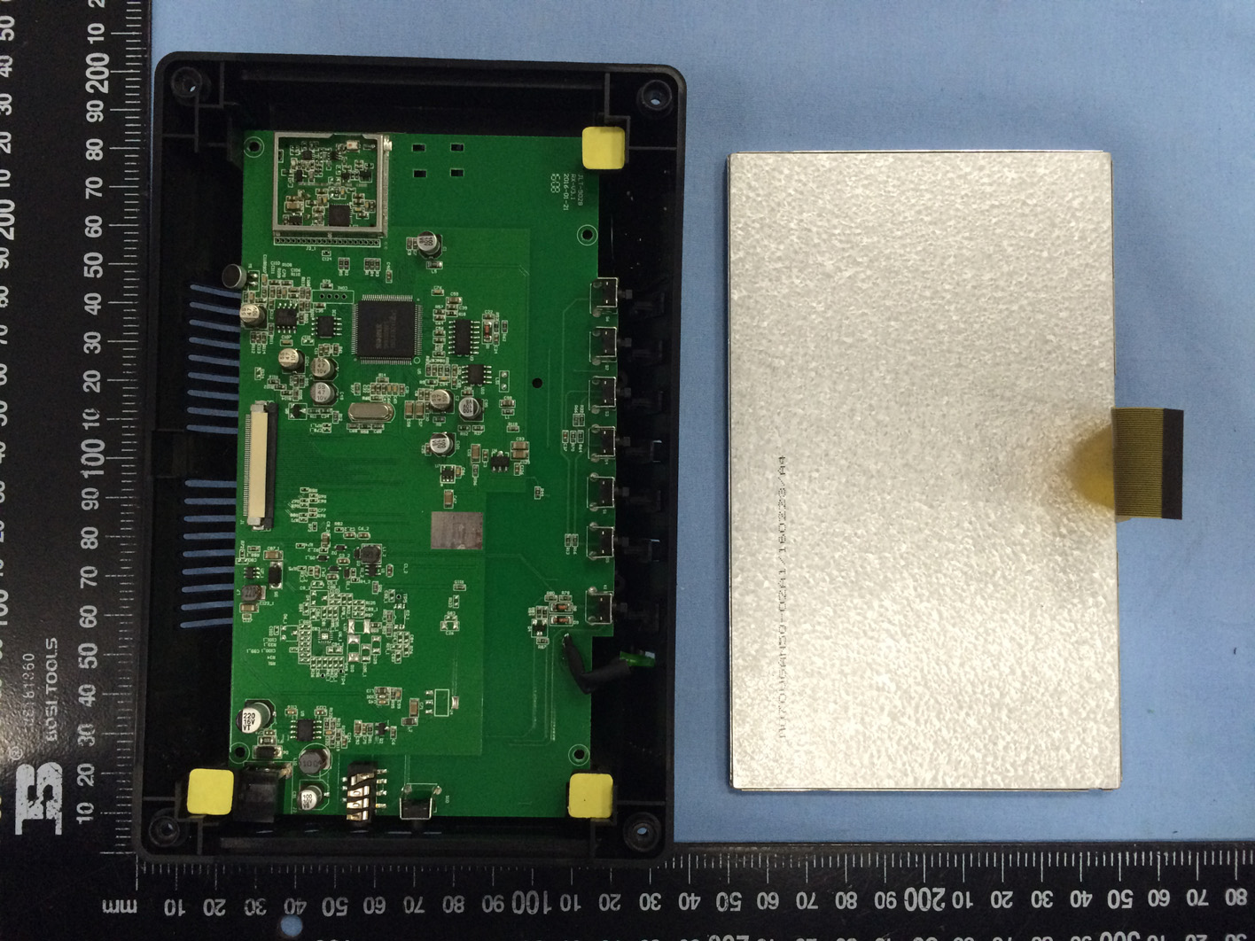 FCC ID 2AHYXJLT-9028D-R Internal Photos
