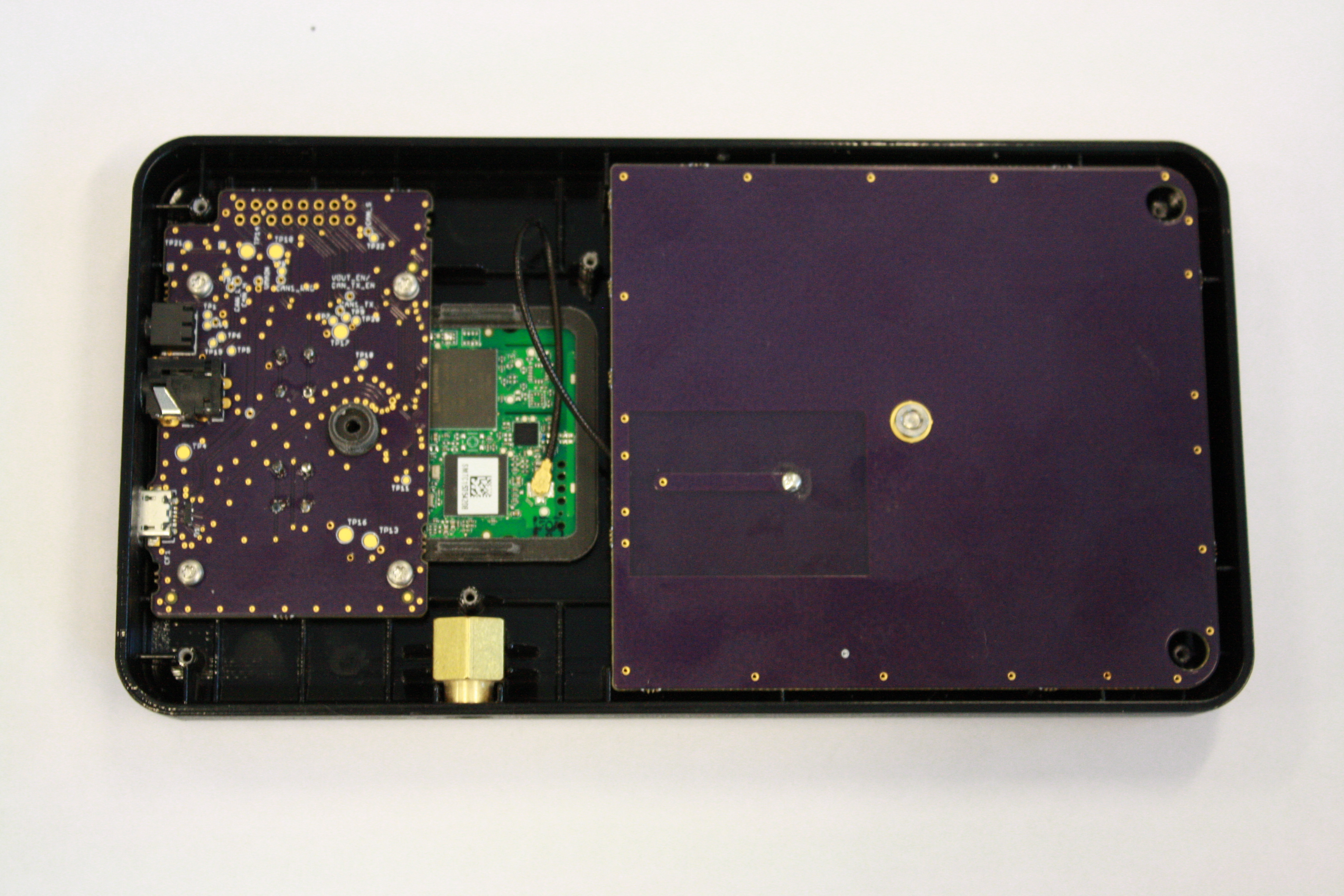 FCC ID 2AHZD-AP Internal Photos