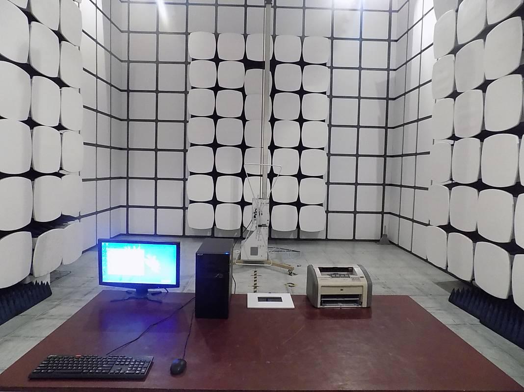 FCC ID 2AI3Z-C7028 Test Setup Photos