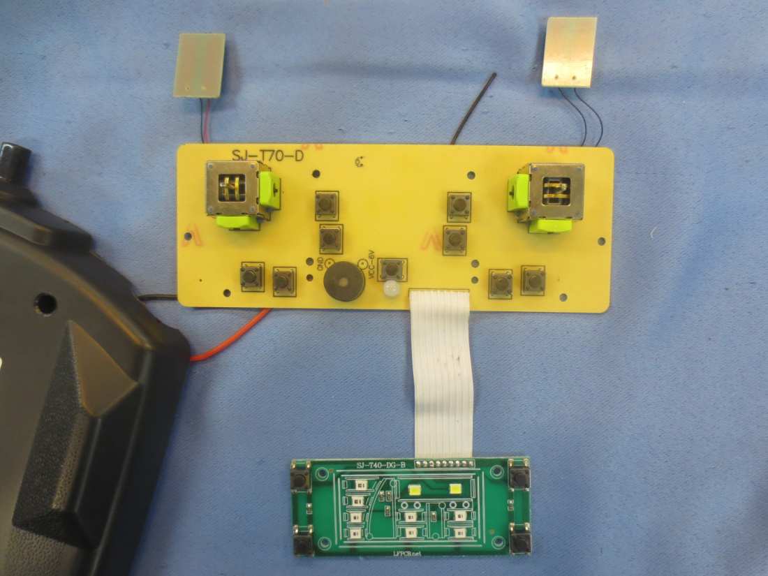 FCC ID 2AI4WP70VRC Internal Photos