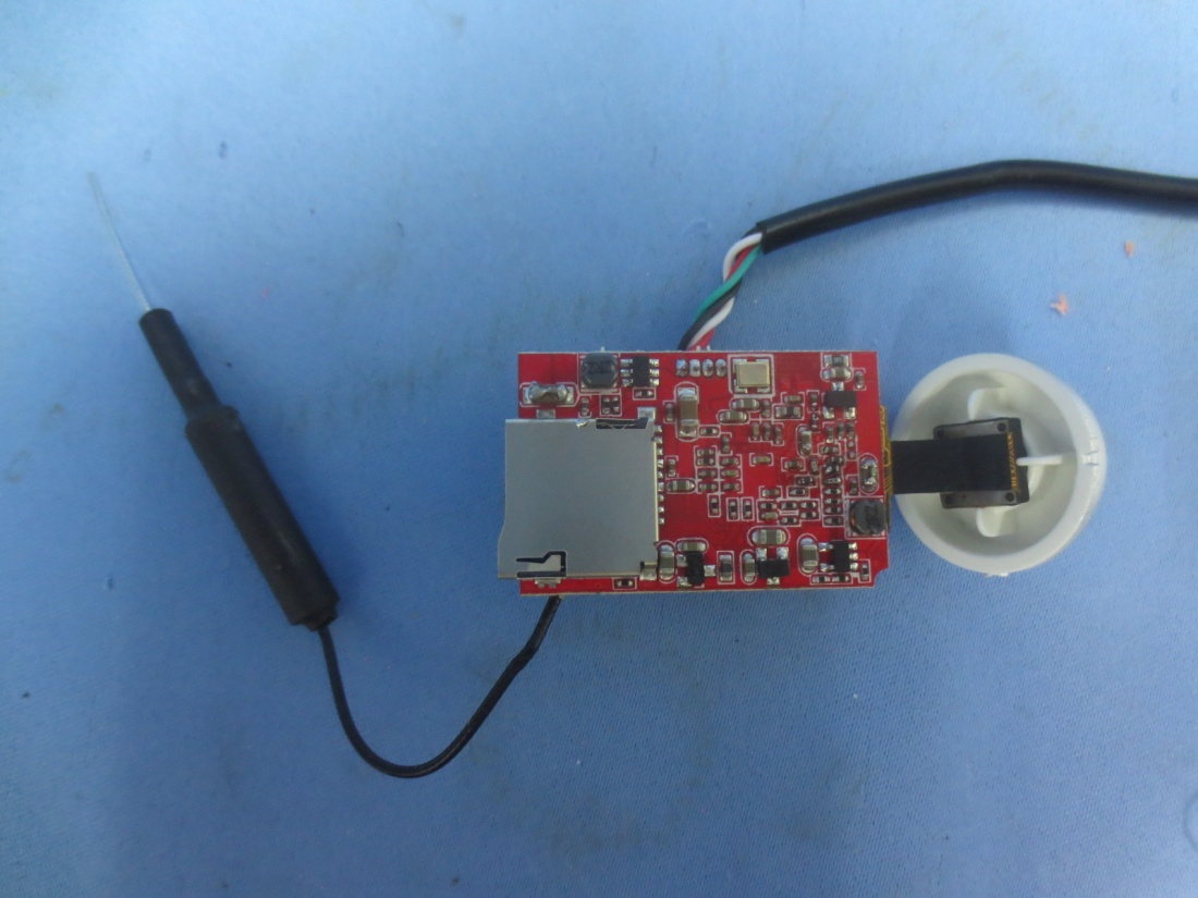 FCC ID 2AI4WP70VRD Internal Photos