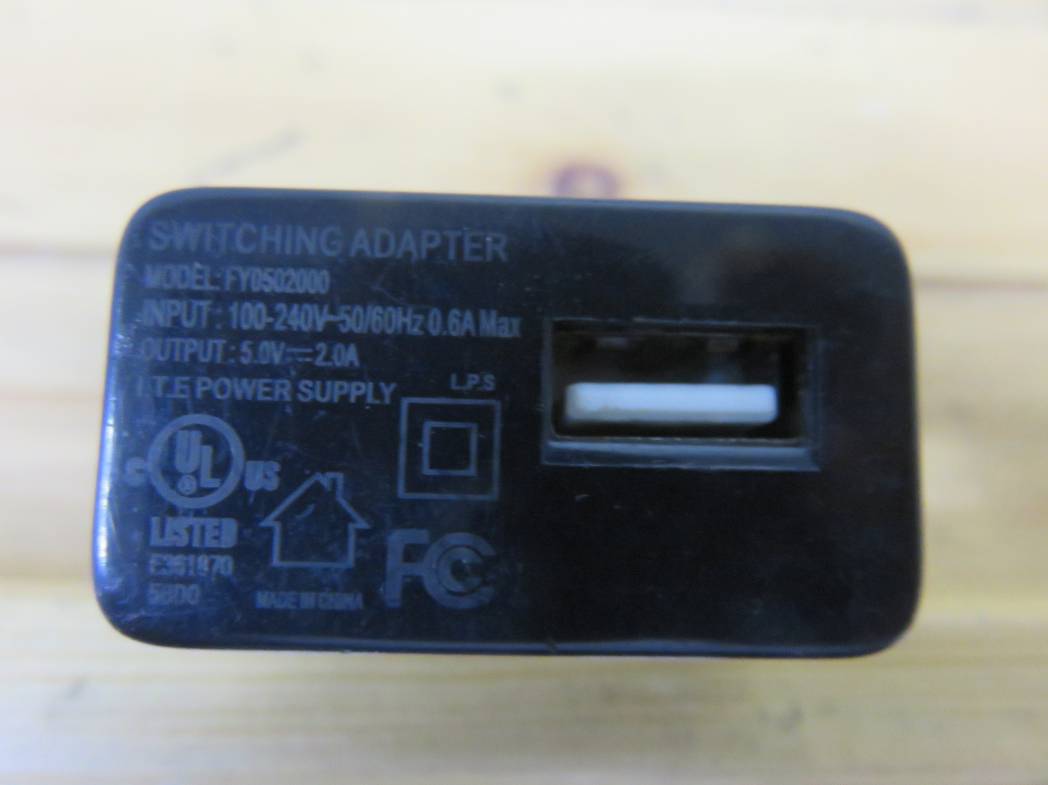 FCC ID 2AI4ZS6 External Photos