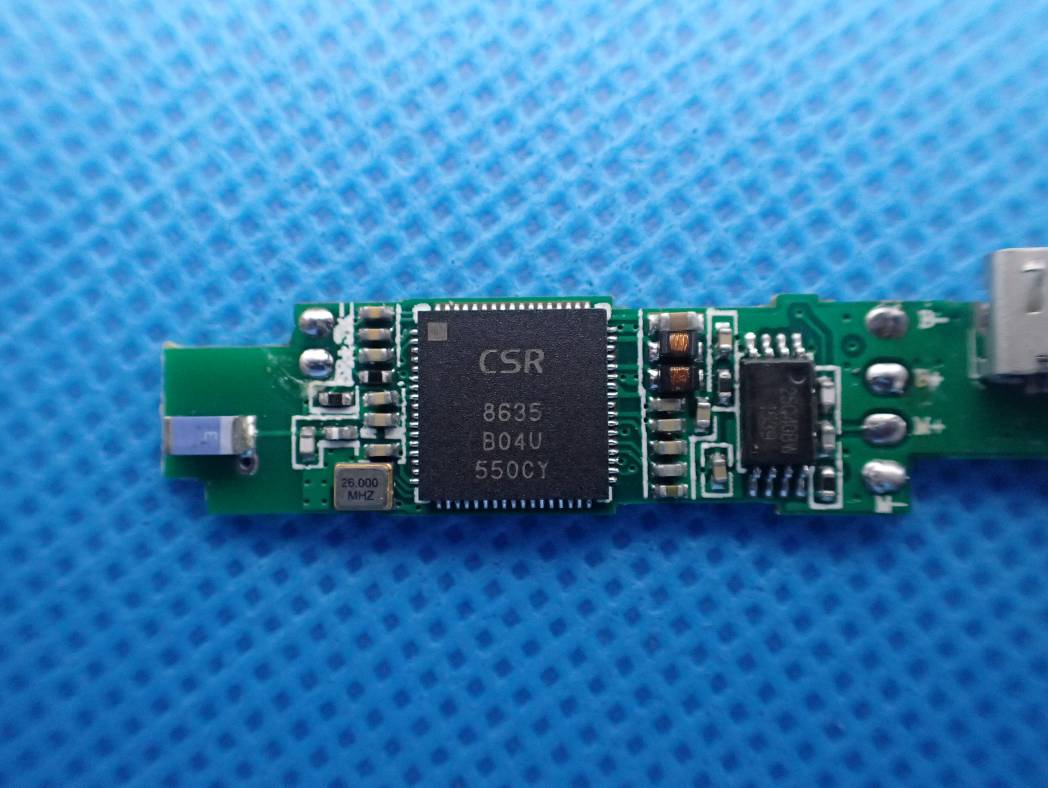 FCC ID 2AI4ZS6 Internal Photos
