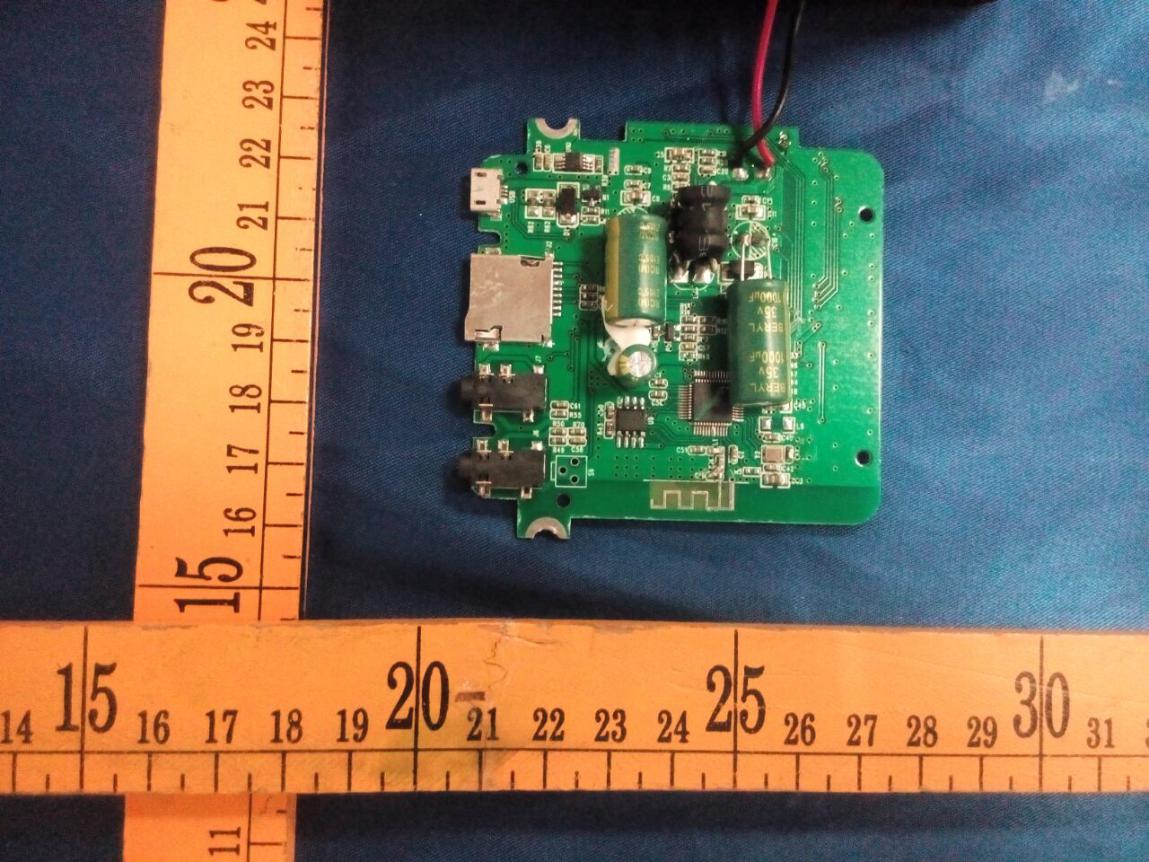 FCC ID 2AI63Z11 Internal Photos