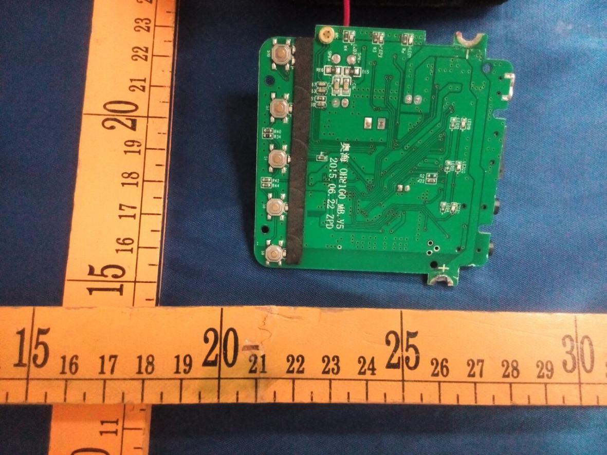 FCC ID 2AI63Z11 Internal Photos