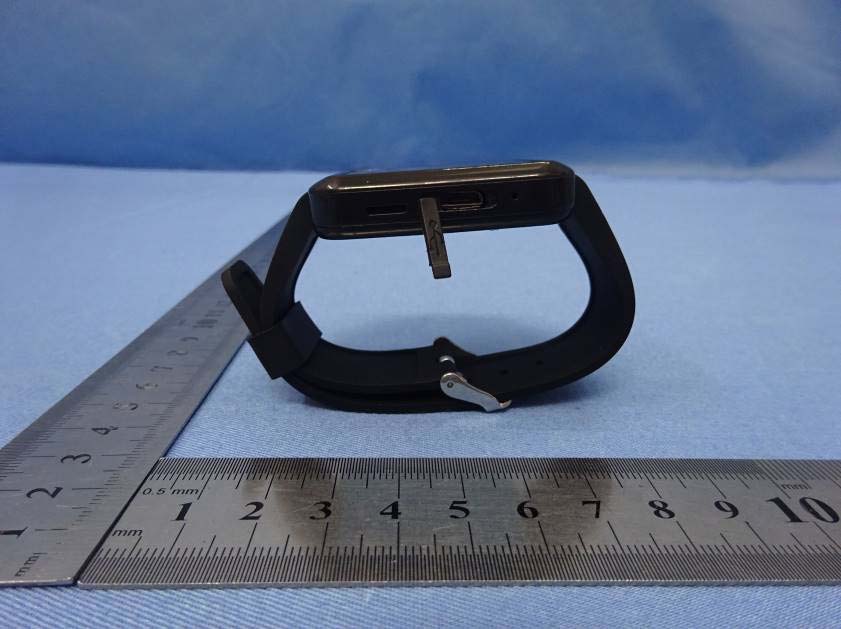 FCC ID 2AI69-U8 External Photos