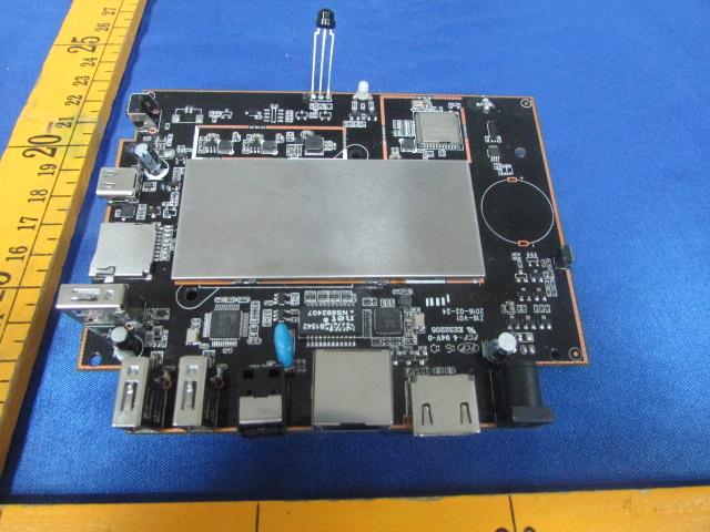 FCC ID 2AIAPFMX1 Internal Photos