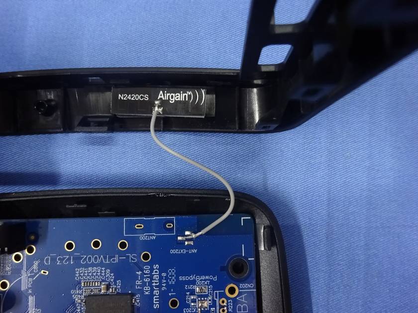 FCC ID 2AIBUSML5010W Internal Photos