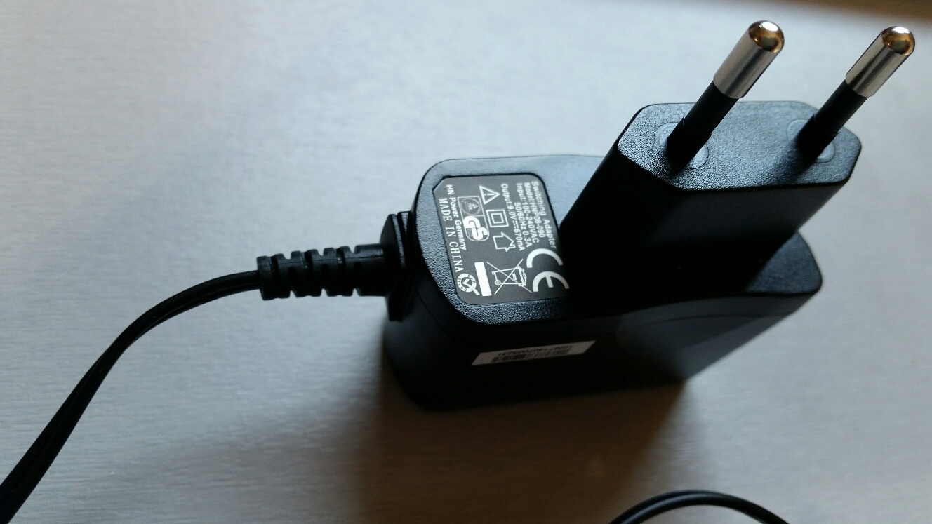 FCC ID 2AIEO-SLSGU External Photos