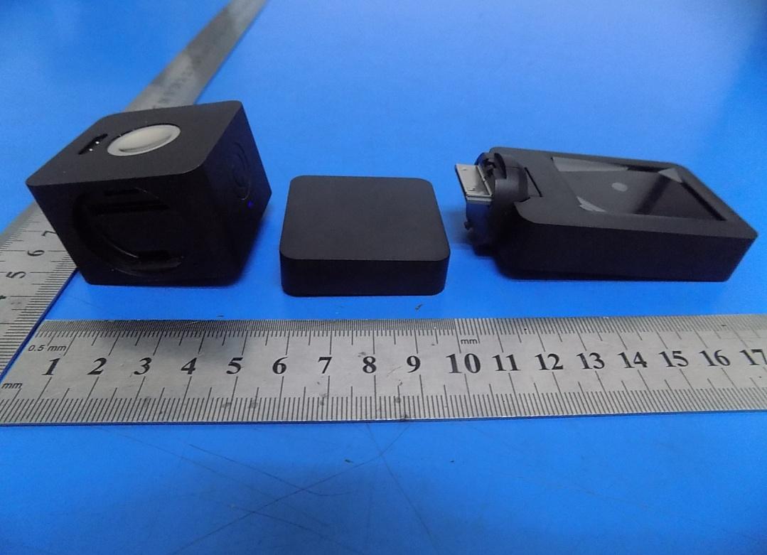 FCC ID 2AIOP-ALPHA Internal Photos