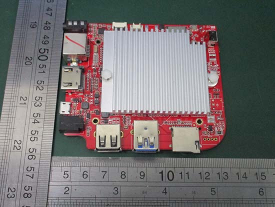 FCC ID 2AIOU-MINIPC Internal Photos
