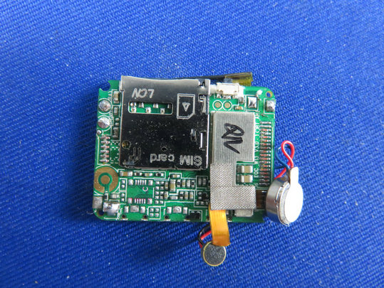 FCC ID 2AIQ2-V01 Internal Photos
