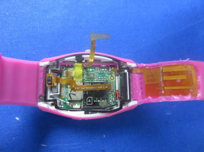 FCC ID 2AIQ2-V01 Internal Photos