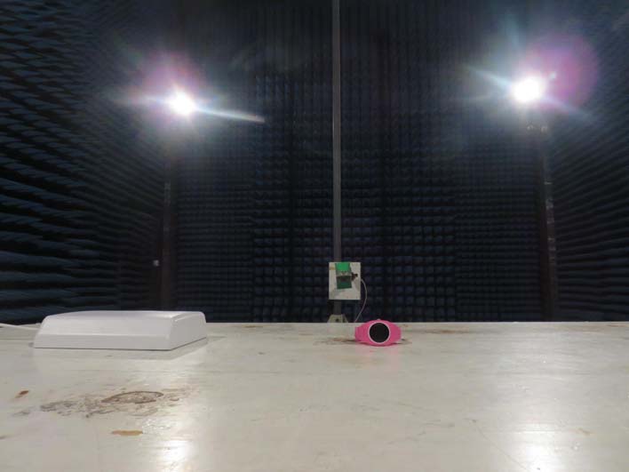 FCC ID 2AIQ2-V01 Test Setup Photos