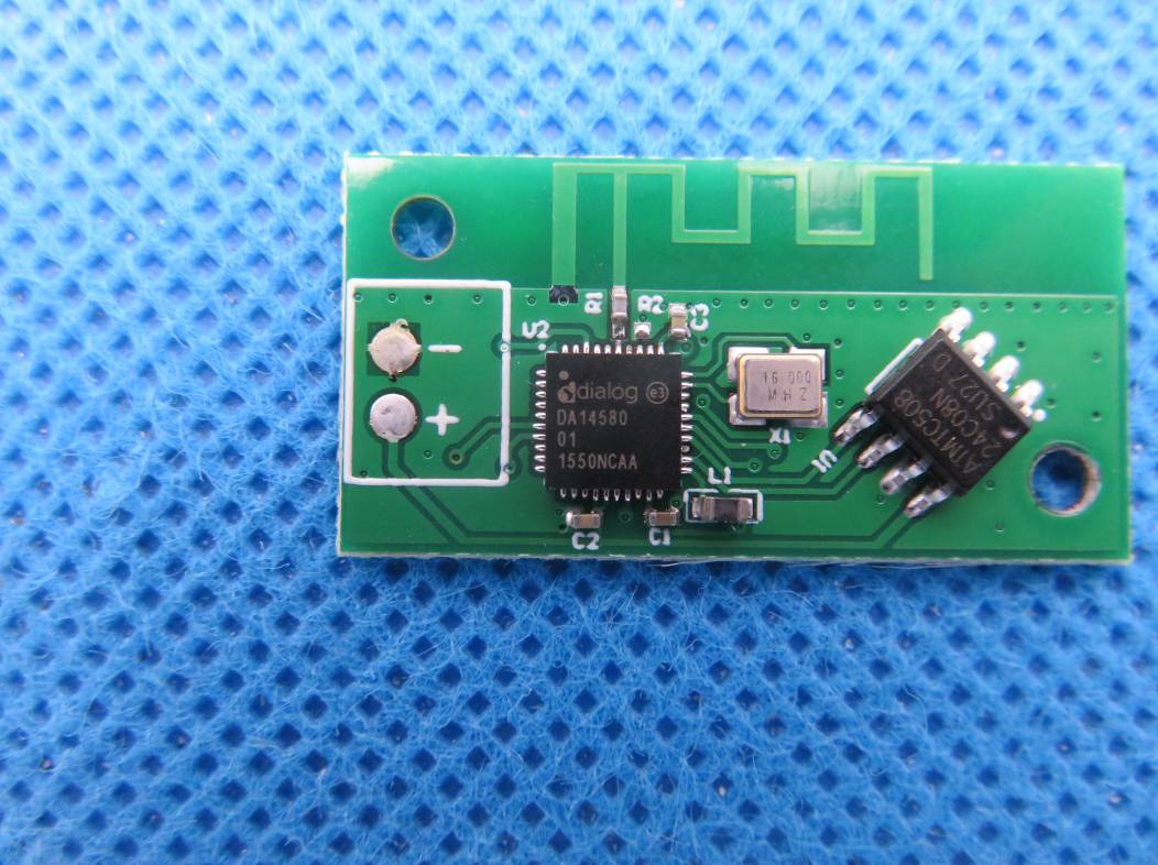 FCC ID 2AIWM-000002 Internal Photos