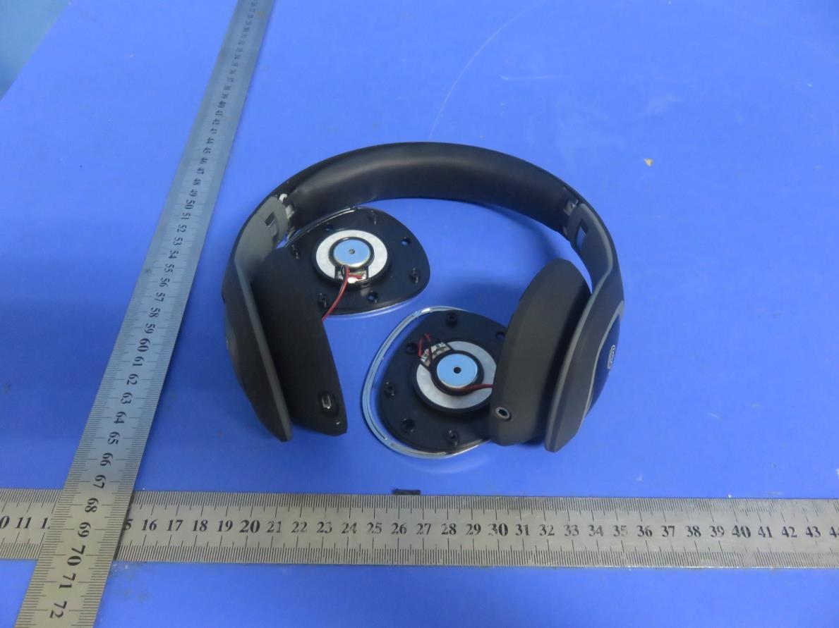 FCC ID 2AIWR-SONOBASS Internal Photos
