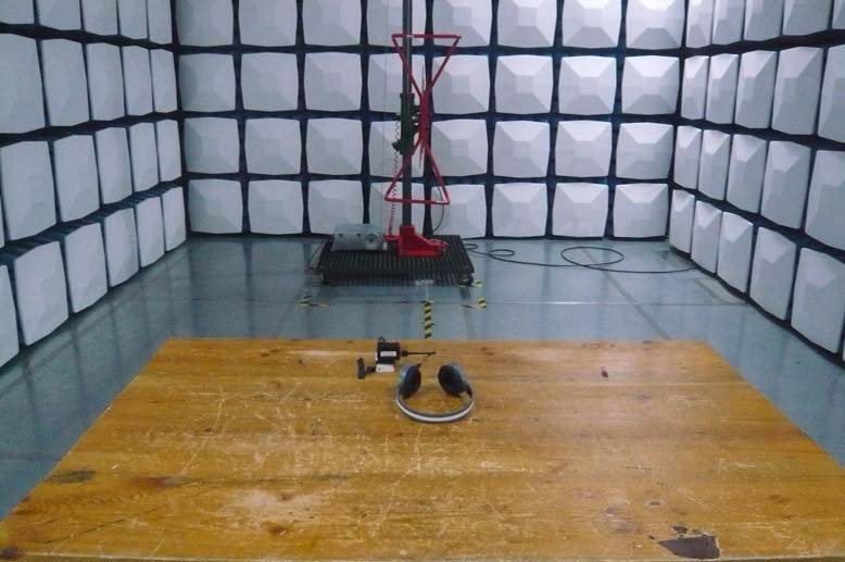 FCC ID 2AIYT-PBT104 Test Setup Photos