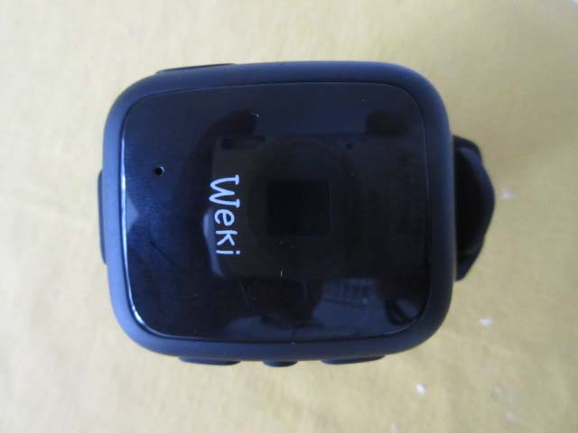FCC ID 2AIYYWEKI2G External Photos
