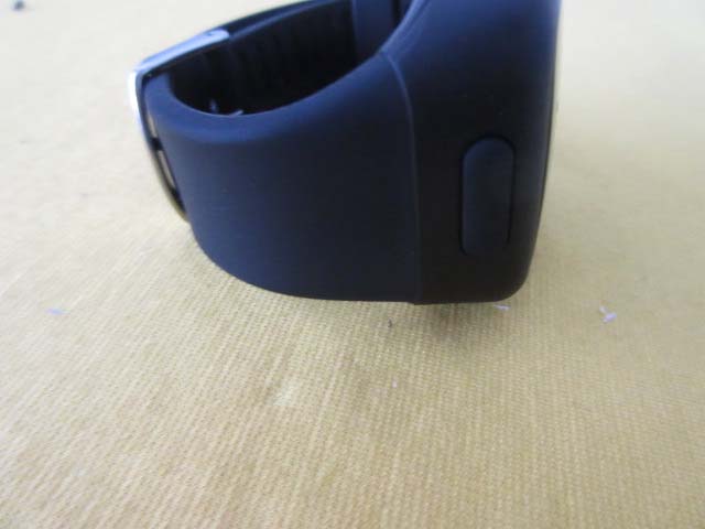 FCC ID 2AIYYWEKI2G External Photos
