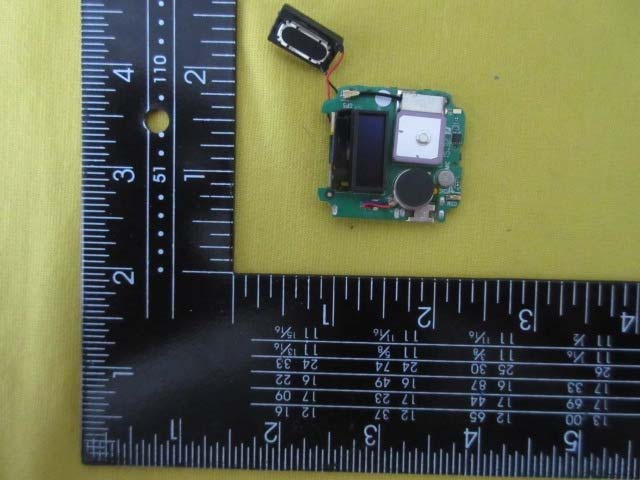 FCC ID 2AIYYWEKI2G Internal Photos
